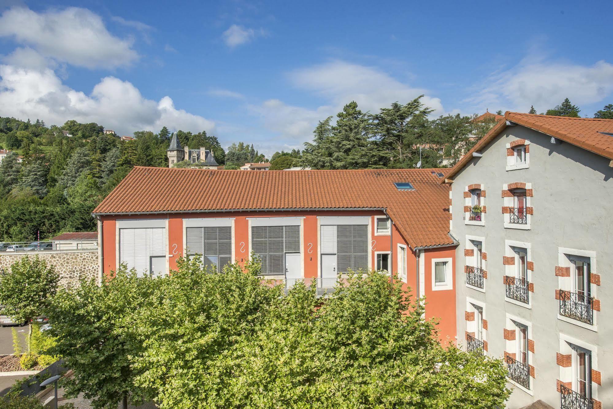 Gîte d'Etape des Capucins Le Puy-en-Velay Extérieur photo