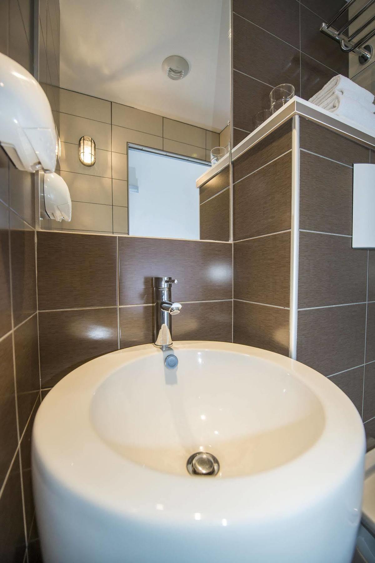 Gîte d'Etape des Capucins Le Puy-en-Velay Extérieur photo