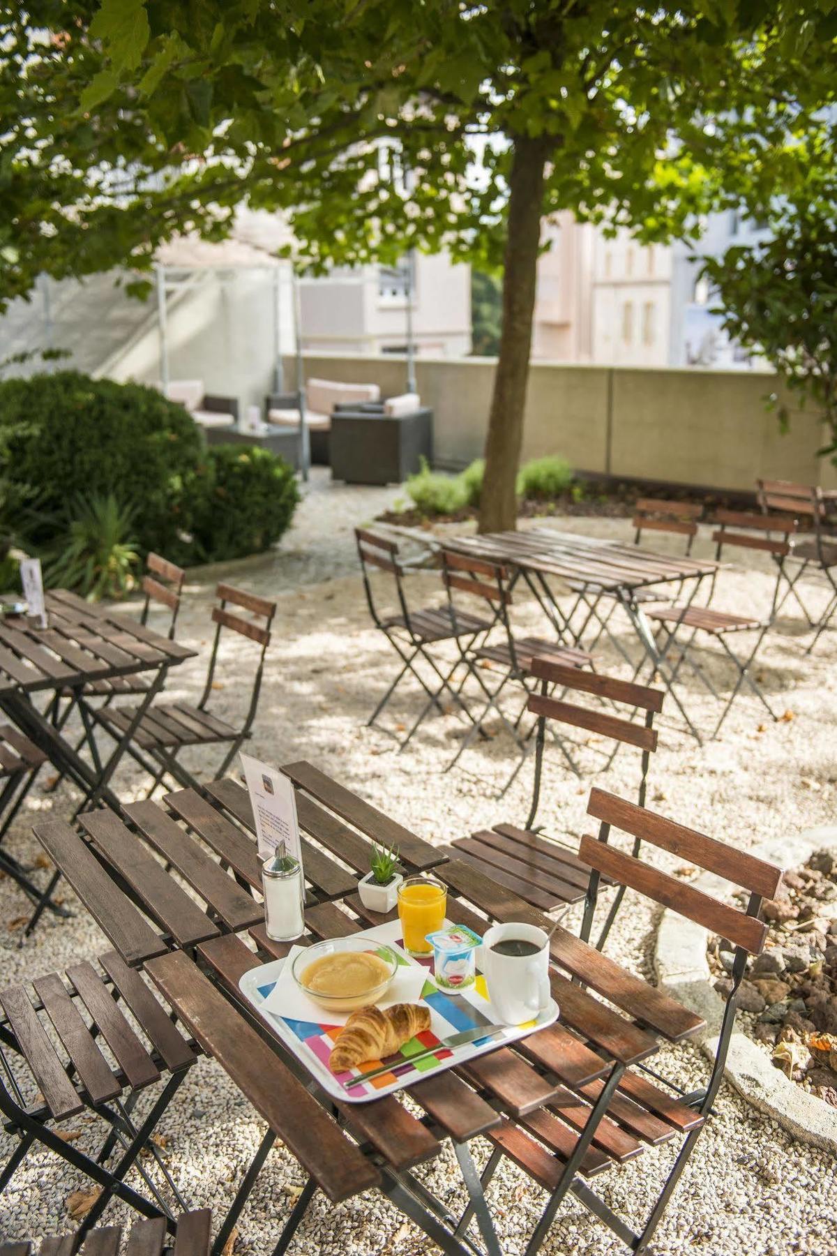 Gîte d'Etape des Capucins Le Puy-en-Velay Extérieur photo